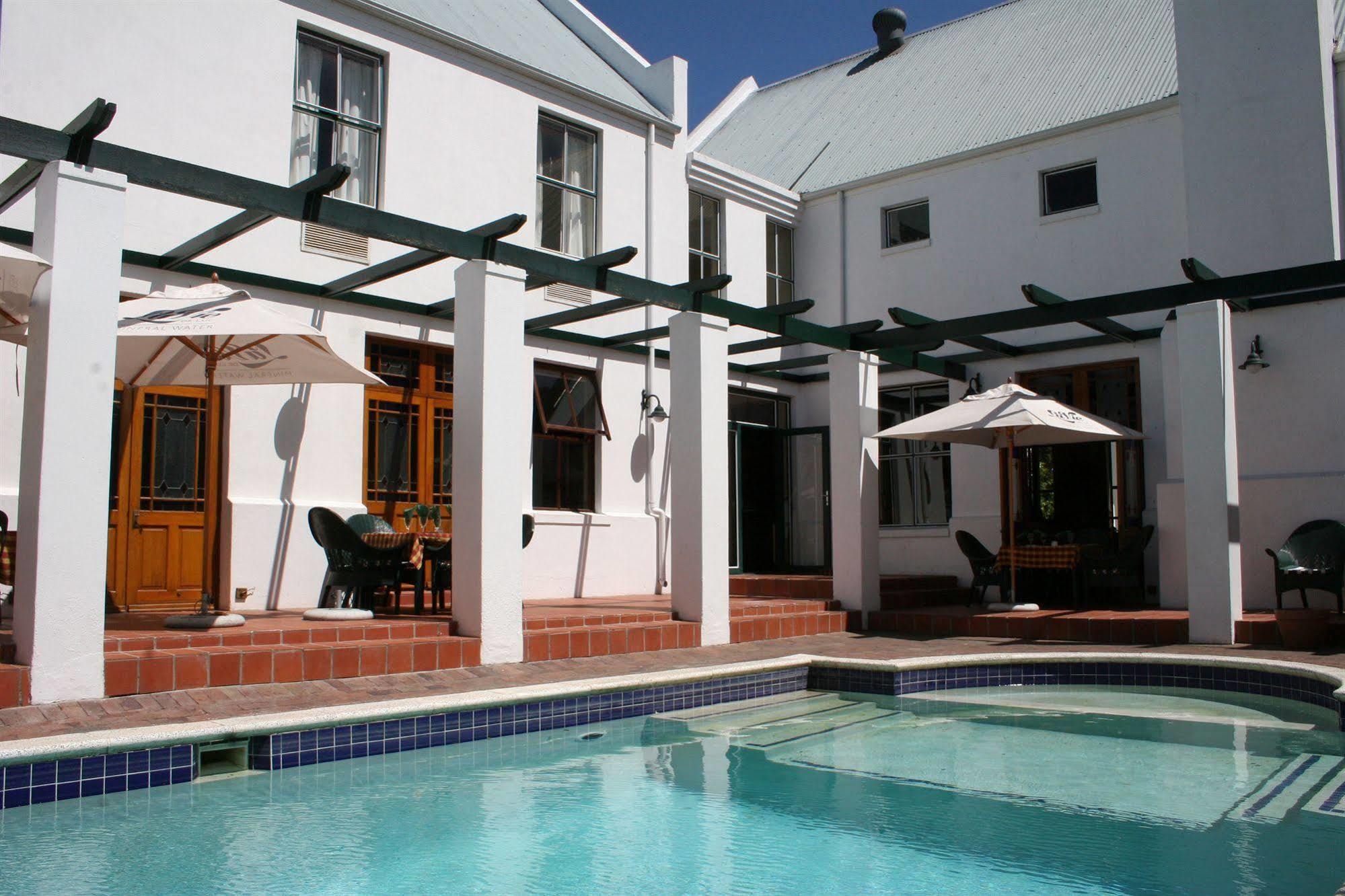 Stellenbosch Lodge Hotel & Conference Centre Экстерьер фото